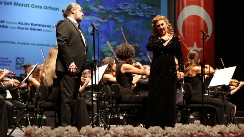 Eskişehir Senfoni Orkestrası yeni sanat sezonuna konserle başladı